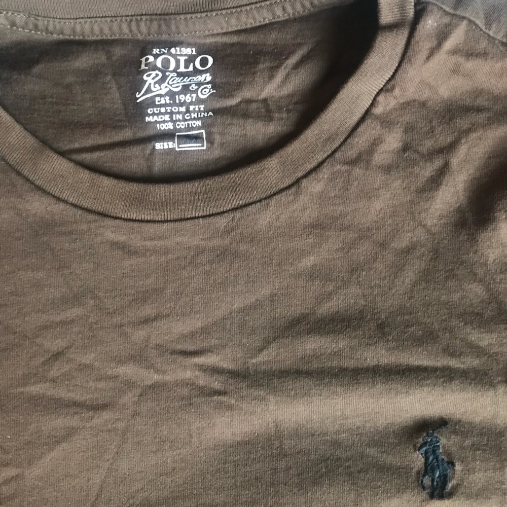 Polo long sleeve.